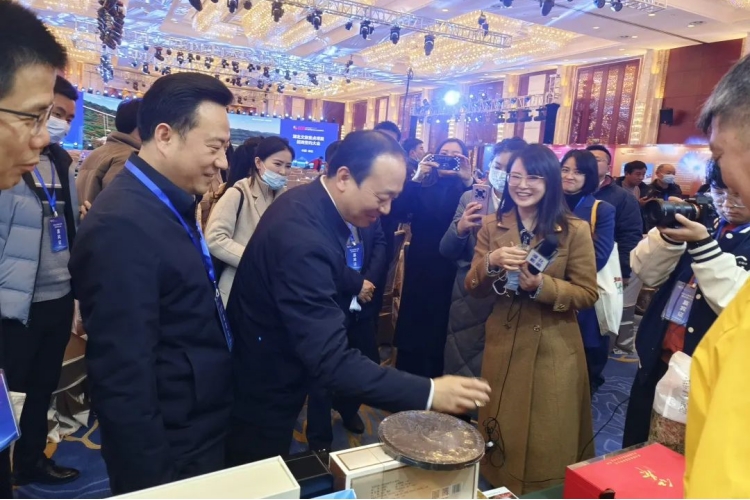 微信图片_20230213153026.jpg /uploads/20230213/a6210c2a34a4b21b84cfa3b8cd7656cd.jpg