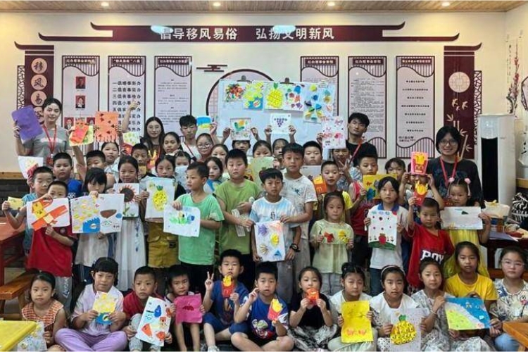 &ldquo;青春护航 精彩一夏&rdquo;&mdash;&mdash;蕲春县民政局&ldquo;托&rdquo;起儿童精彩假期