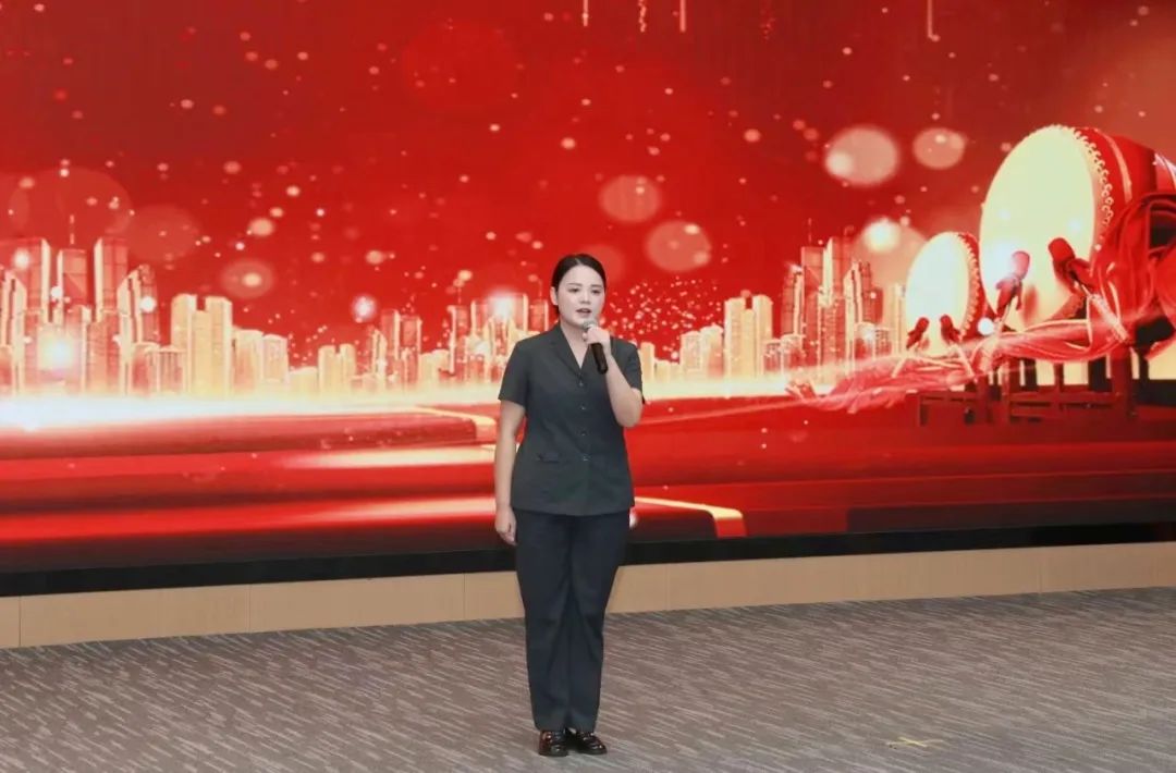 蕲春法院干警在全省法院&ldquo;我身边的鲍卫忠&rdquo;主题演讲比赛中荣获二等奖