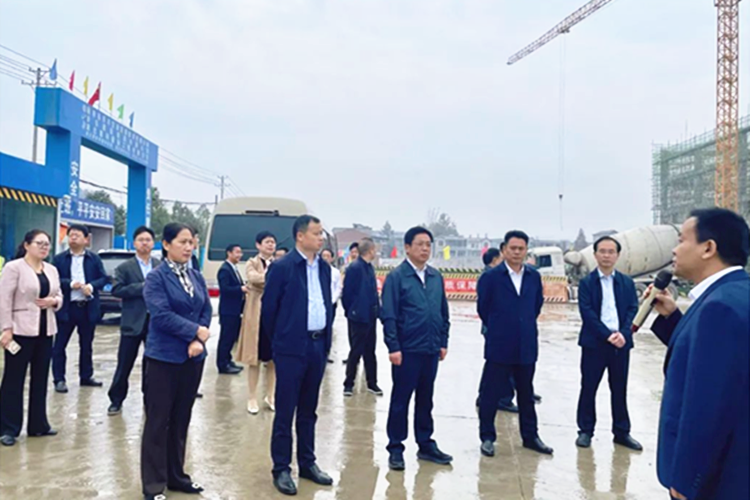 蕲春人大开展专题询问走&ldquo;新&rdquo;更走&ldquo;心&rdquo;